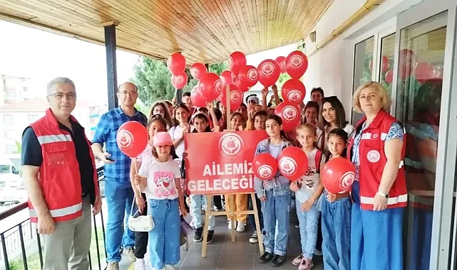 Öğrenciler sosyal hizmet merkezlerini ziyaret etti!
