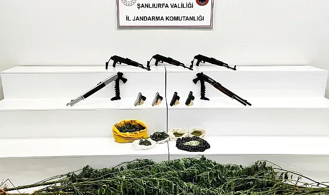 Şanlıurfa’da 3 adrese baskın! Çok sayıda silah ve uyuşturucu ele geçirildi!