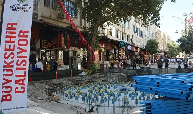 Şanlıurfa’da çalışma başladı! Divanyolu yayalaşıyor, nostaljik tramvay geliyor!