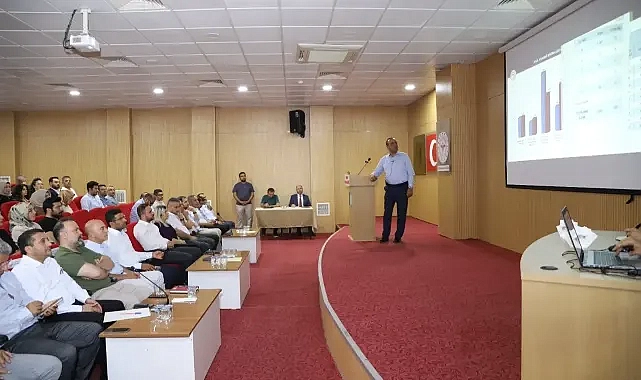 Şanlıurfa’da Sağlık Yöneticileriyle Geniş Kapsamlı Değerlendirme Toplantısı Yapıldı
