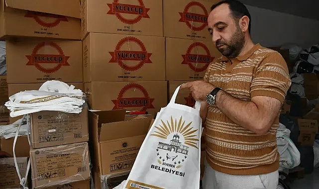 Siverek Belediyesinden öğrencilere Kur’an-ı Kerim hediyesi