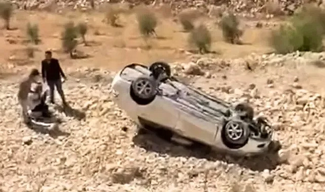 Urfa’da araç şarampole uçtu!