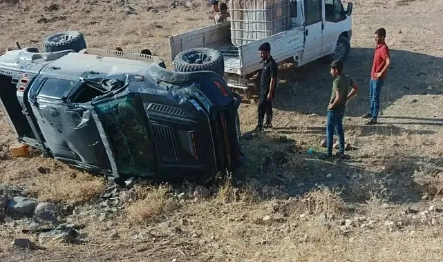 Urfa’da kontrolden çıkan araç şarampole yuvarlandı!