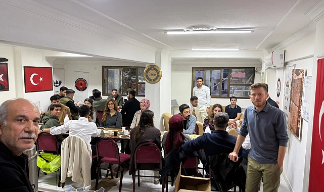 İzmir Şanlıurfa Federasyonu’ndan Örnek Dayanışma: Öğrencilere Burs ve Eğitim Desteği