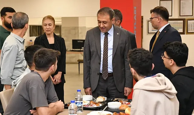 Şanlıurfa Valisi Şıldak üniversite öğrencilerini dinledi! Talimat verdi!