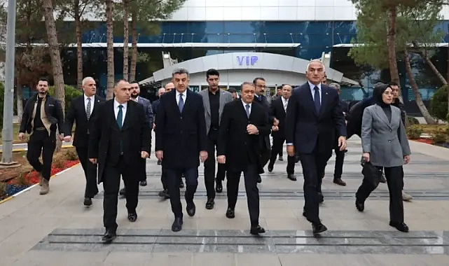 Bakan Mehmet Nuri Ersoy Şanlıurfa’da