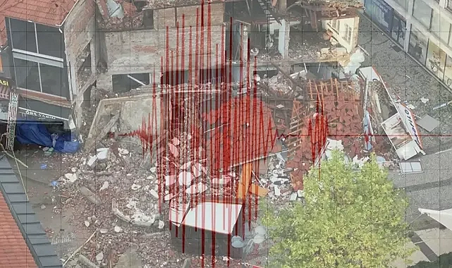 Beşik gibi sallanıyor! 4.4 büyüklüğünde bir deprem daha!