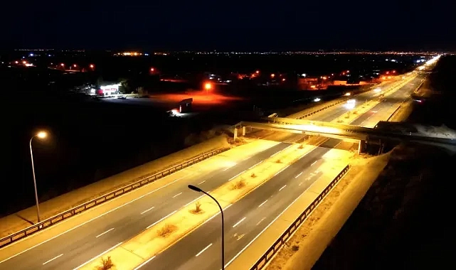 Dicle Elektrik’ten Şanlıurfa-Mardin Karayolu’na 49 milyon TL’lik LED aydınlatma