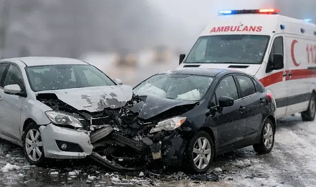 Şanlıurfa’da buzlanma kaza getirdi! Yaralılar var