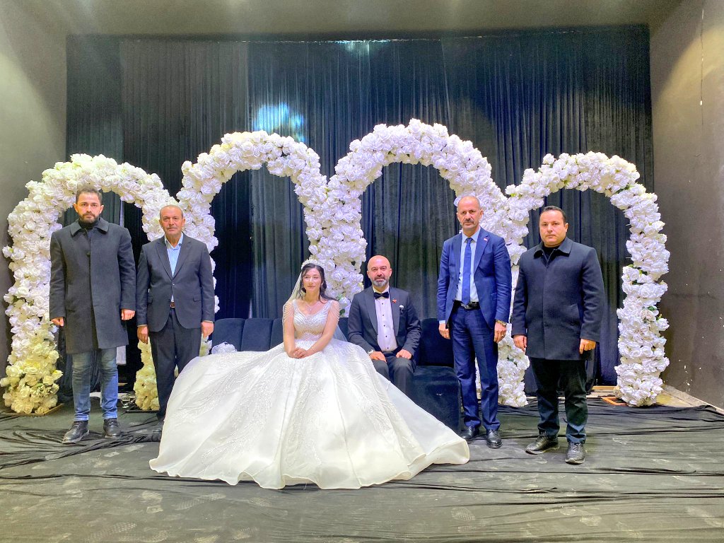 Başkan Gülpınar ve Yavuz, Şehit Ailesini Yalnız Bırakmadılar.