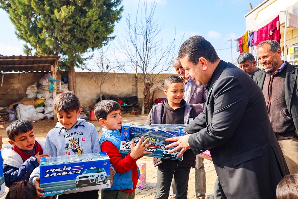 BAŞKAN ÖZYAVUZ’DAN HALİL GÜNDÜZ’ÜN AİLESİNE ANLAMLI ZİYARET