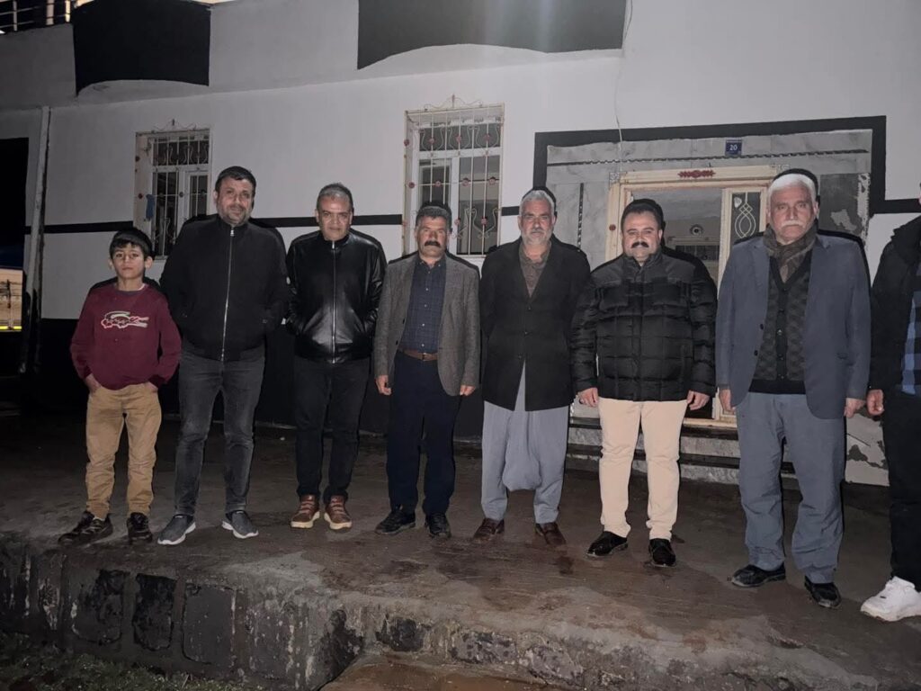 Viranşehir Belediye Eş Başkanı Serhat Dicle İnan Kırsal Mahalle Ziyaretlerini Sürdürüyor