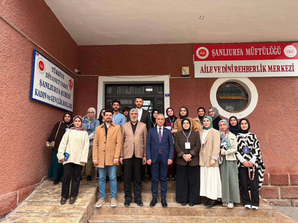 ŞANLIURFA’DA “LİDERLİK AKADEMİSİ” PROGRAMI BAŞLADI