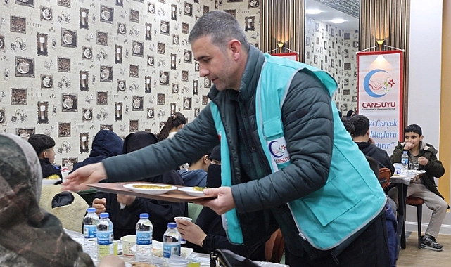 Cansuyu Derneği’nden 100 Yetim Çocuğa İftar Programı