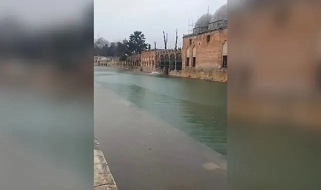 Sağanak Balıklıgöl’ü Taşırdı