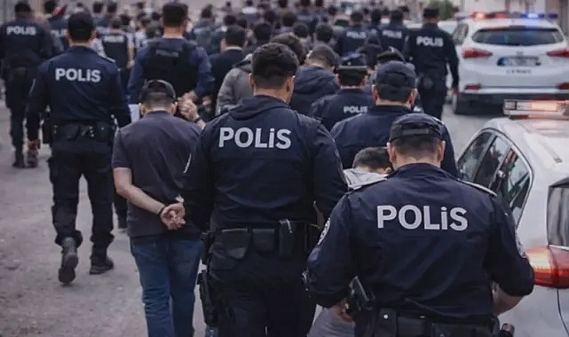 “Bayğaralar” suç örgütüne büyük operasyon: Şanlıurfa dahil 8 ilde yüzlerce gözaltı!