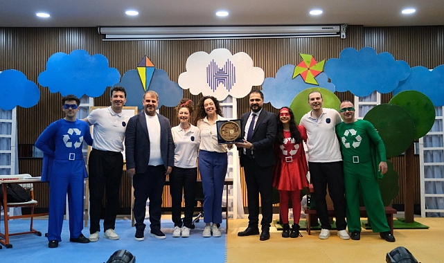 Azra Akın’lı Çevre Tiyatrosu Şanlıurfa’da Öğrencilerle Buluştu