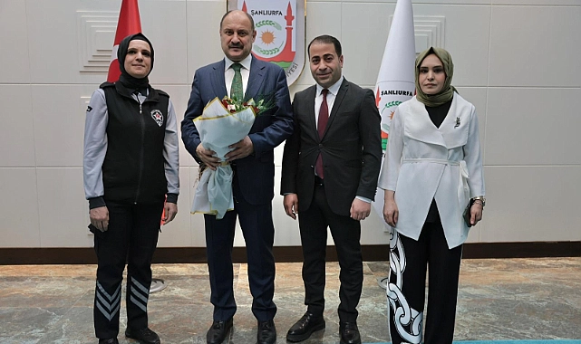 Başkan Gülpınar Büyükşehir Personeliyle Bayramlaştı