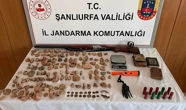 Şanlıurfa tarihi eser operasyonu: 140 parça obje ele geçirildi