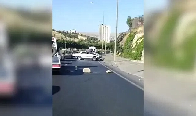 Şanlıurfa’da kontrolden çıkan otomobil kaldırıma çarptı: 1 yaralı