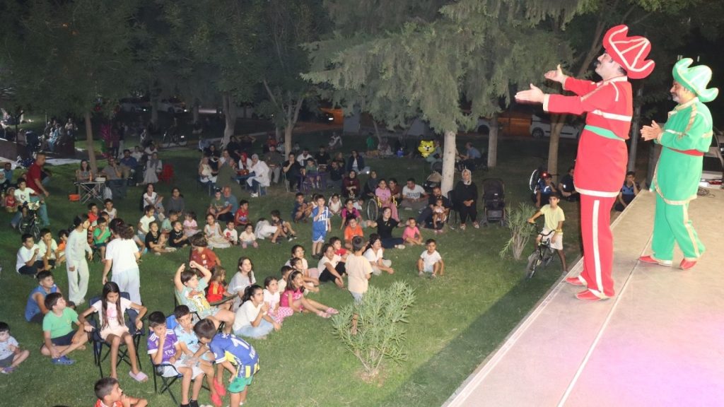 Büyükşehir’den Karaköprü’de müzik ve eğlence dolu gece