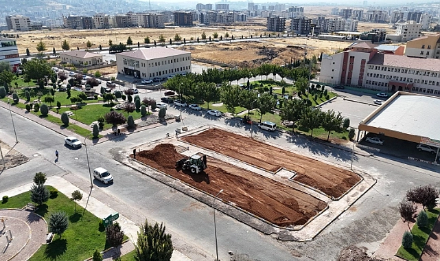 Karaköprü’de Yeşil Alan Yatırımları Sürüyor