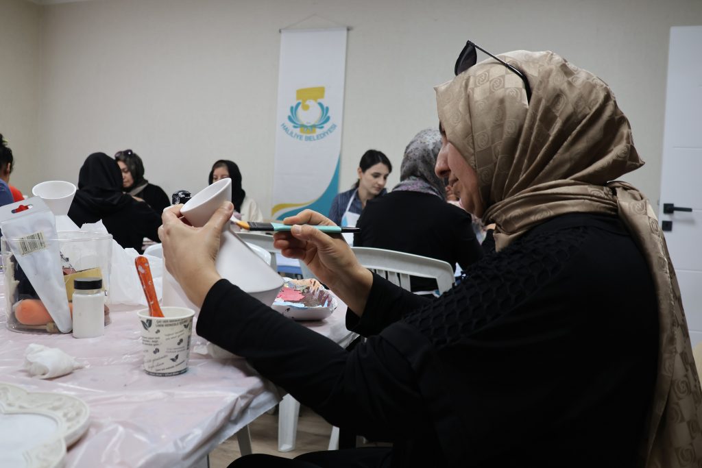 Haliliye Belediyesi’nden Kadınlara Meslek Ve Üretim Fırsatı