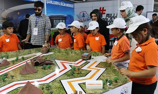 Büyükşehir’in Bilim Merkezi standı TEKNOFEST’in ilgi odağı oldu