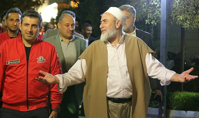 Selçuk Bayraktar, Şanlıurfa Mevlana Külliyesi’ne Hayran Kaldı